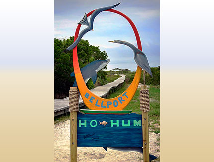 HOHUM Sign